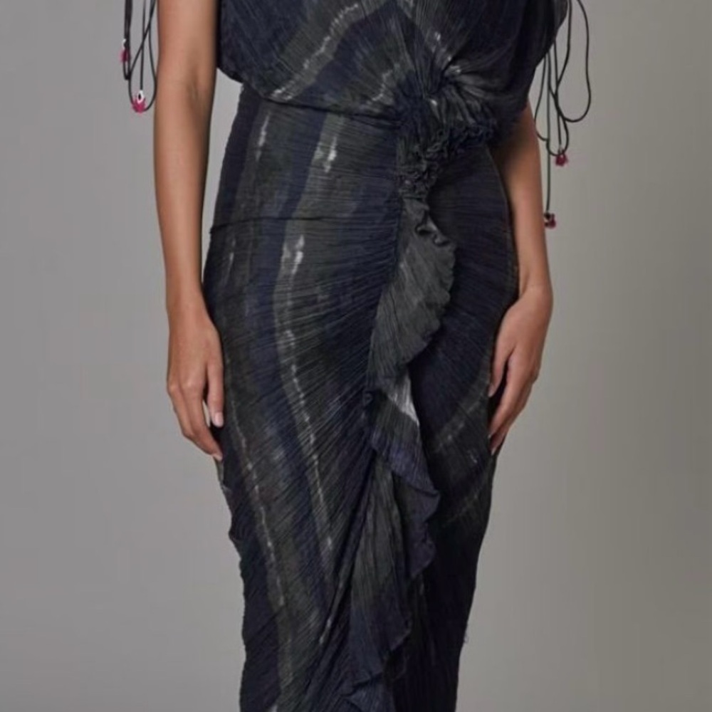 Saaksha & Kinni Sari Dress, Nwt, Size 2 — image 4 of 8